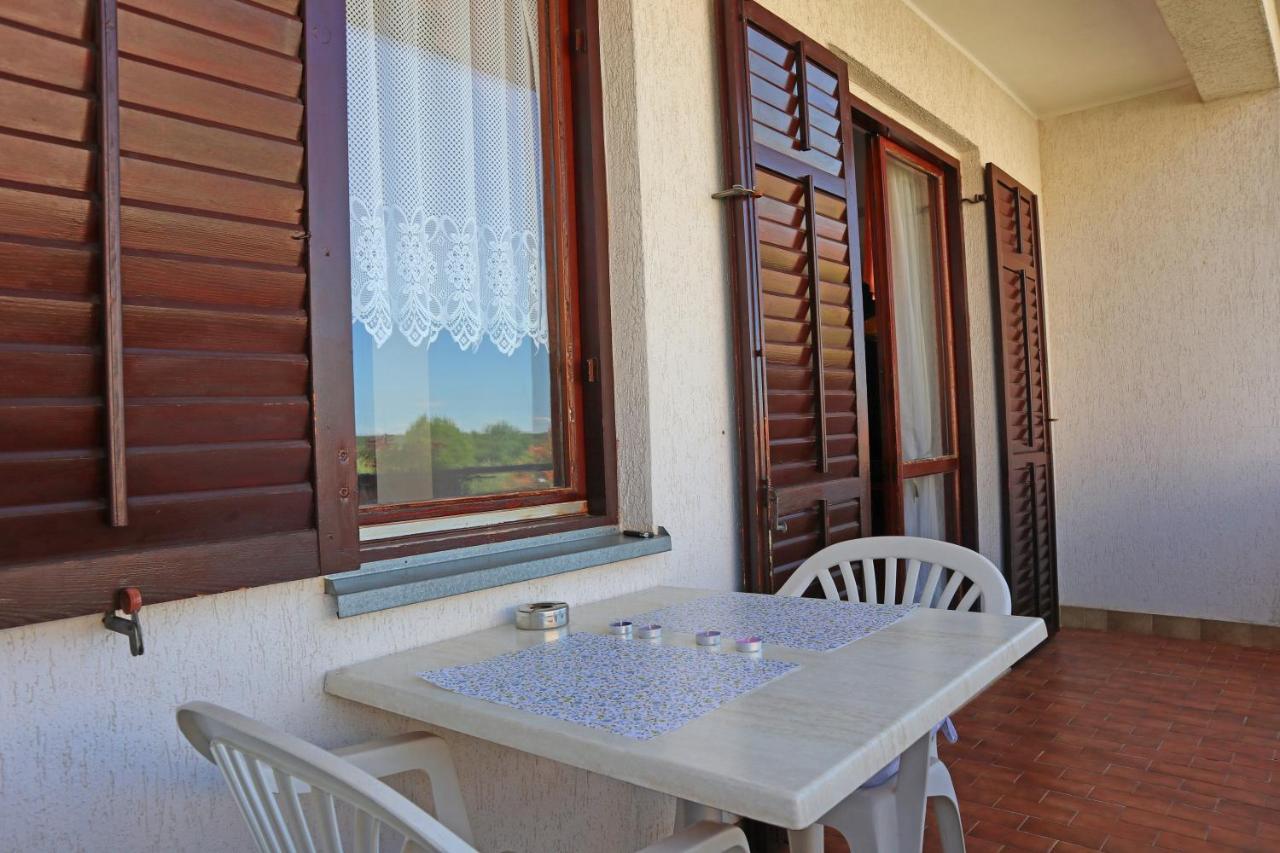 Ferienwohnung Apartman Slavko Tar-Vabriga Exterior foto