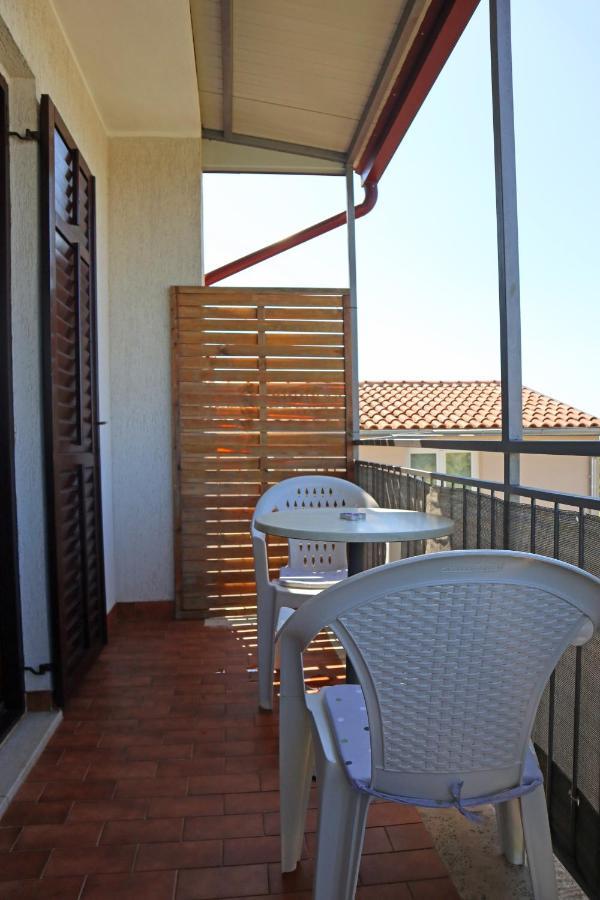 Ferienwohnung Apartman Slavko Tar-Vabriga Exterior foto